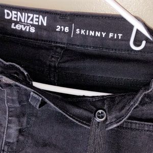 Levi’s Denzen 216 skinny fit